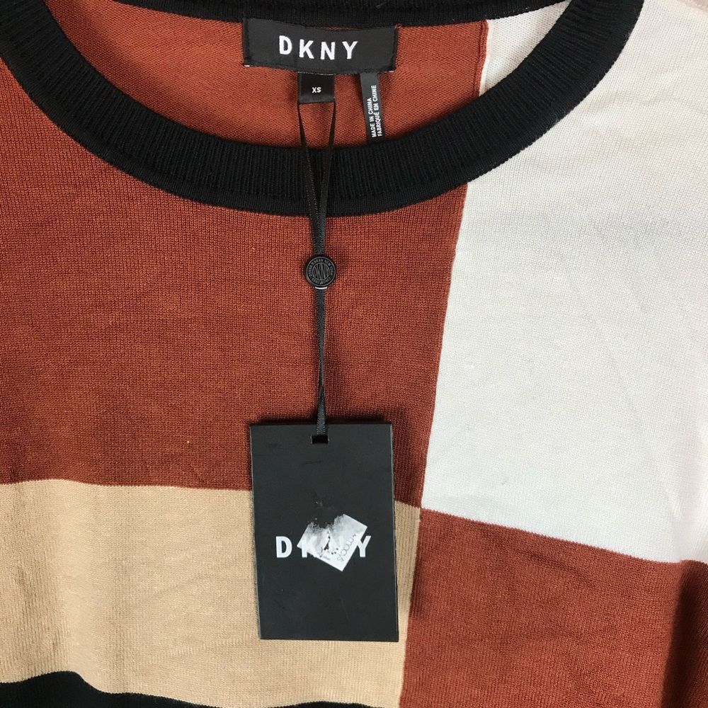 DKNY Crewneck Pullover NWT - Picture 4 of 8